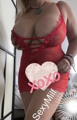 Bony formás milf - 1. fotó 