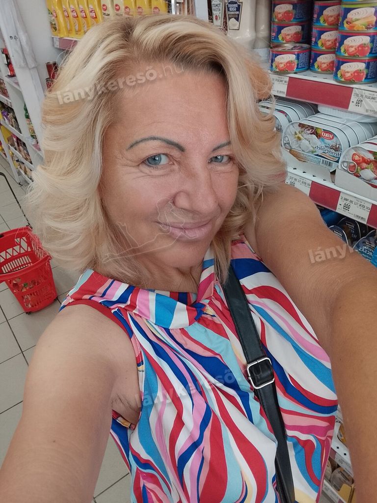 Lánykereső - Lányok, szexpartnerek friss képekkel @ lanykereso.hu